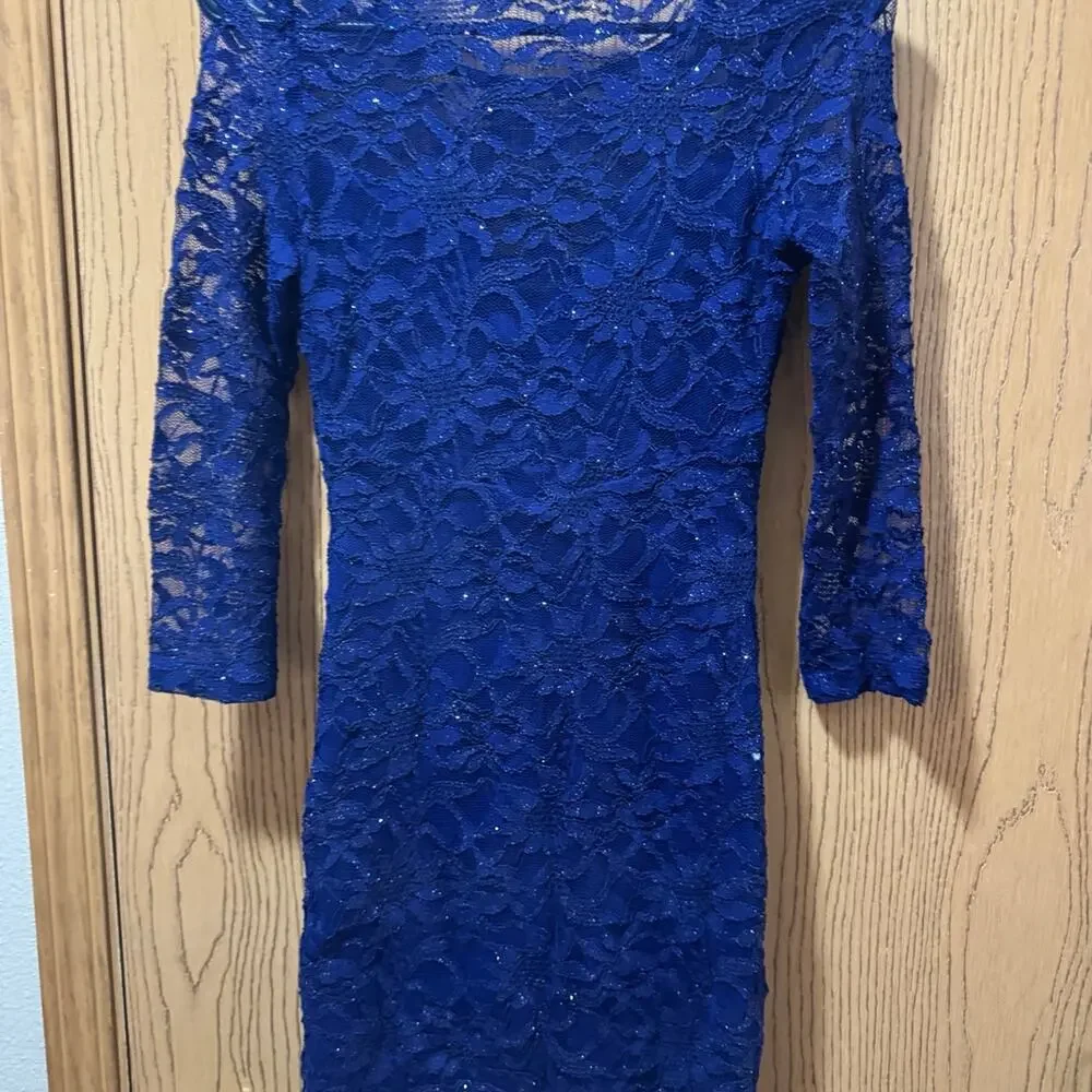 Blue sparkle dress size small ❤️